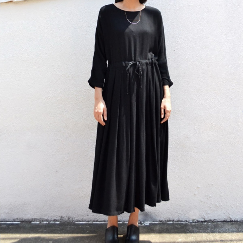 Black Crane Wool Blend Navy Dress